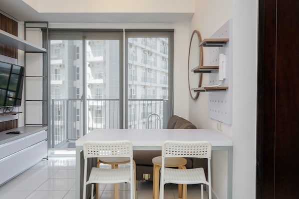 Appartement, non-fumeur, cuisinette | 2 chambres, fer et planche à repasser, accès au Wi-Fi (inclus)