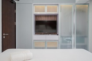 Apartment, Non Smoking, Kitchenette | 2 bedrooms, iron/ironing board, free WiFi, bed sheets - Premium Relaxing 2BR at Casa de Parco Apartment (South Tangerang)