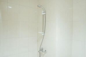 Apartment, Non Smoking, Kitchenette | Bathroom | Shower, free toiletries, towels - Fully Furnished Apartment with Comfortable Design 2BR Vittoria Residence (Jakarta)