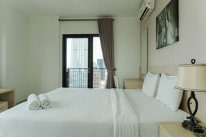 2 bedrooms, iron/ironing board, free WiFi, bed sheets - Modern Style 2BR at Tamansari Semanggi Apartment (Jakarta)