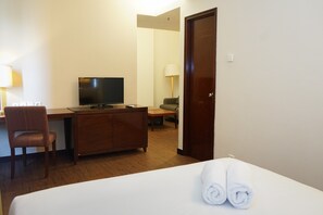 1 bedroom, iron/ironing board, free WiFi, bed sheets - 1BR Queen Bed Apartment near Dufan at Ancol Marina (Jakarta)