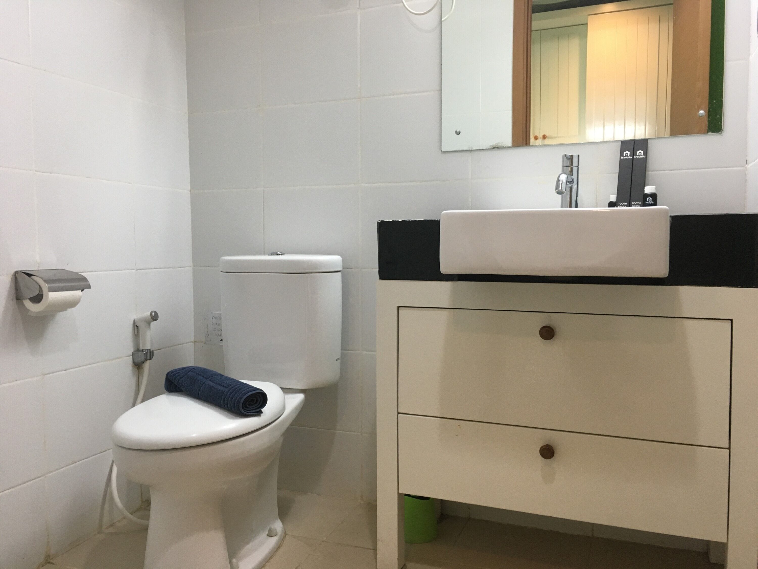 Apartment, Non Smoking, Kitchenette | Bilik Mandi | Pancuran mandi, kelengkapan dandanan diri percuma, tuala disediakan 