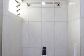 Apartment, Nichtraucher, Kochnische | Badezimmer