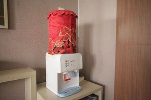 1 bedroom, iron/ironing board, free WiFi, bed sheets - Best Value Studio Apartment Pavilion Permata 2 (Surabaya)