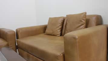 Huoneisto, tupakointi kielletty, keittotila | 2 makuuhuonetta, silitysrauta/-lauta, ilmainen Wi-Fi, vuodevaatteet