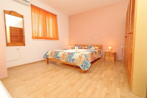 Departamento (Three Bedroom Apartment with Terrace) | 7 habitaciones 