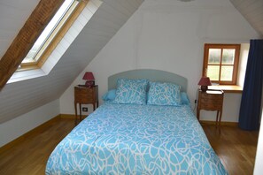 2 chambres, Wi-Fi gratuit, draps fournis