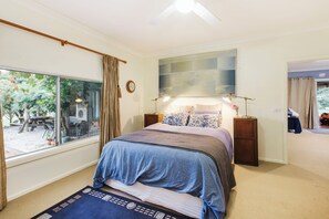 5 間睡房、熨斗/熨衫板