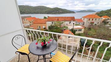 Appartement (Standard One Bedroom Apartment) | Balcon