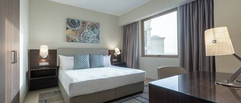 Studio Suite, 1 King Bed with Sofa bed | 1 bedroom, in-room safe, desk, iron/ironing board