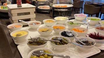 Petit déjeuner continental compris tous les jours