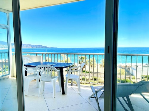 Appartement 3 pièces avec parking, animaux admis, Le Lavandou