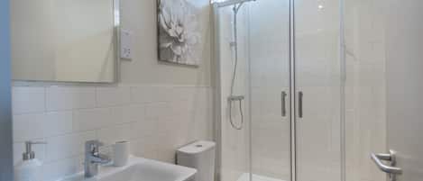 City Studio | Bathroom