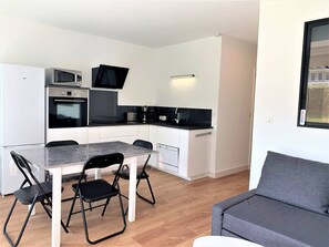 Køleskab, mikrobølgeovn, ovn, opvaskemaskine