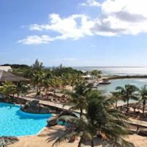 Alberca al aire libre