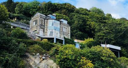 EXCLUSIVE HOUSE PRIVATE BEACH SEA FRONT SLEEPS 13 AMAZING VIEWS