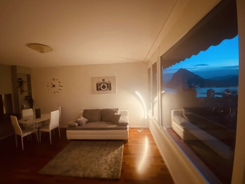Apartment with a view of Lake Lugano