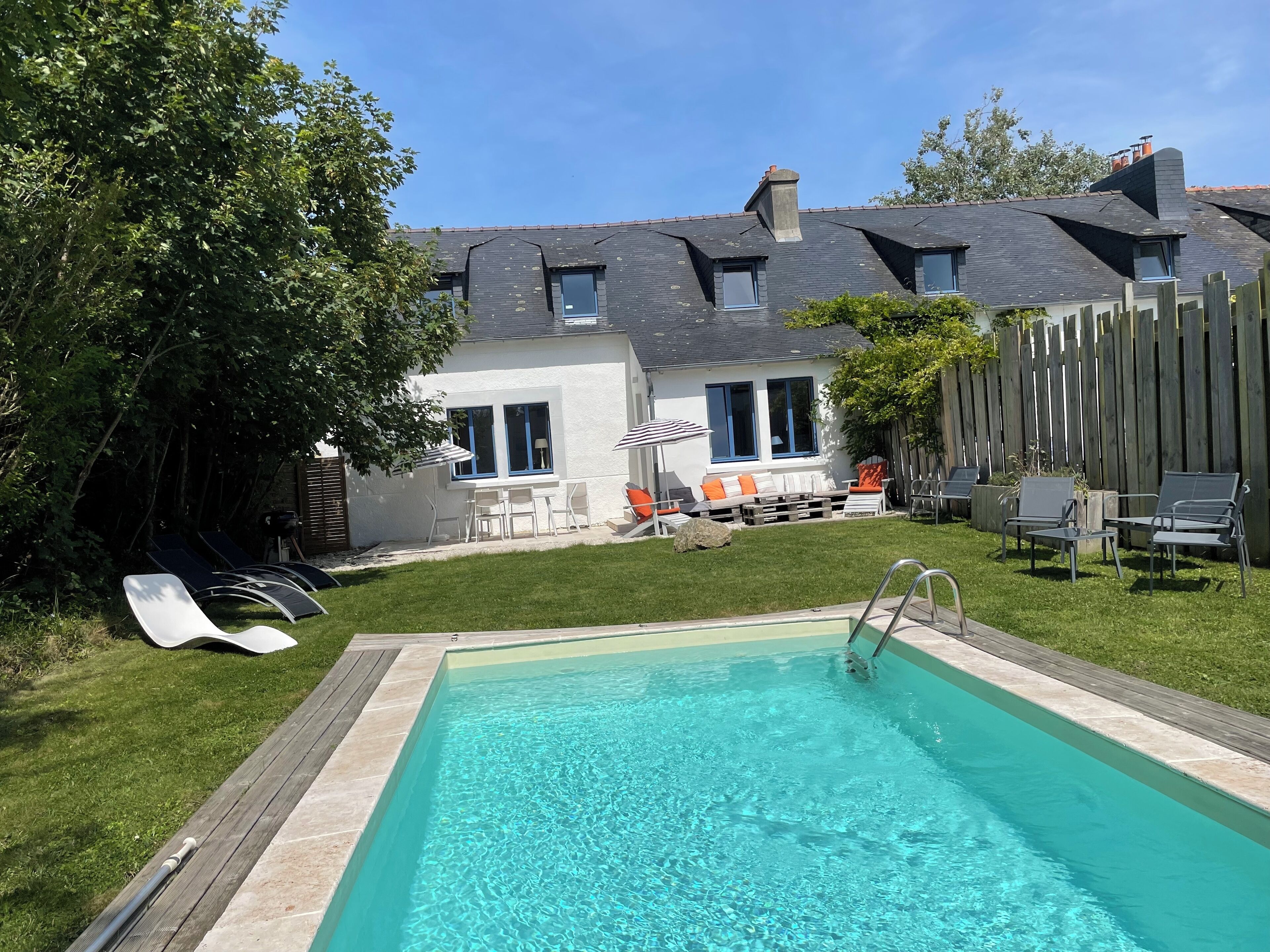 Ulkouima-allas, lämmitetty uima-allas