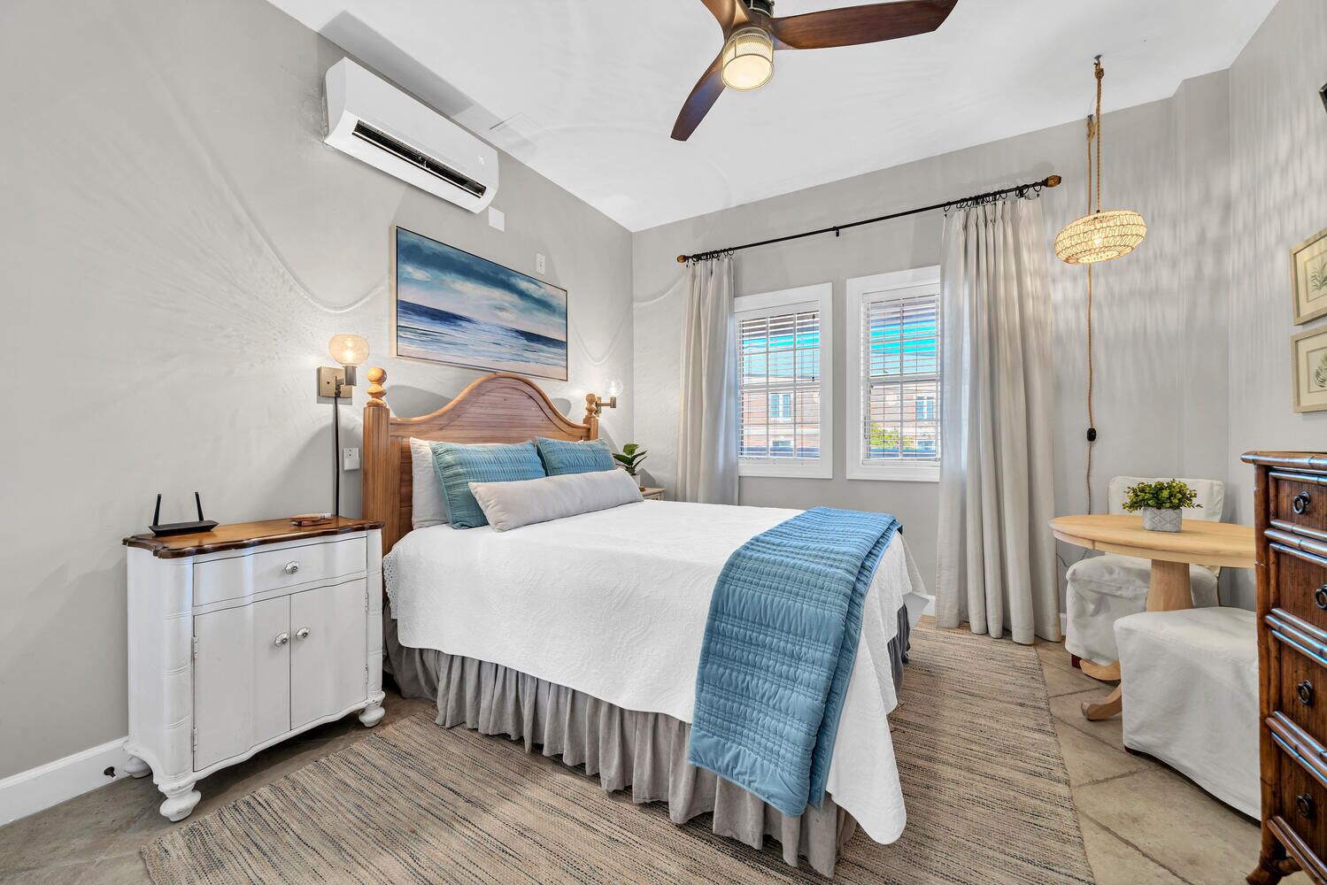 Iron/ironing board, free WiFi, bed sheets