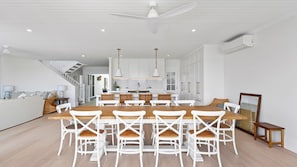 Dining - Beachstead - Ocean and River Views (Gerroa)
