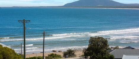 Una spiaggia nelle vicinanze