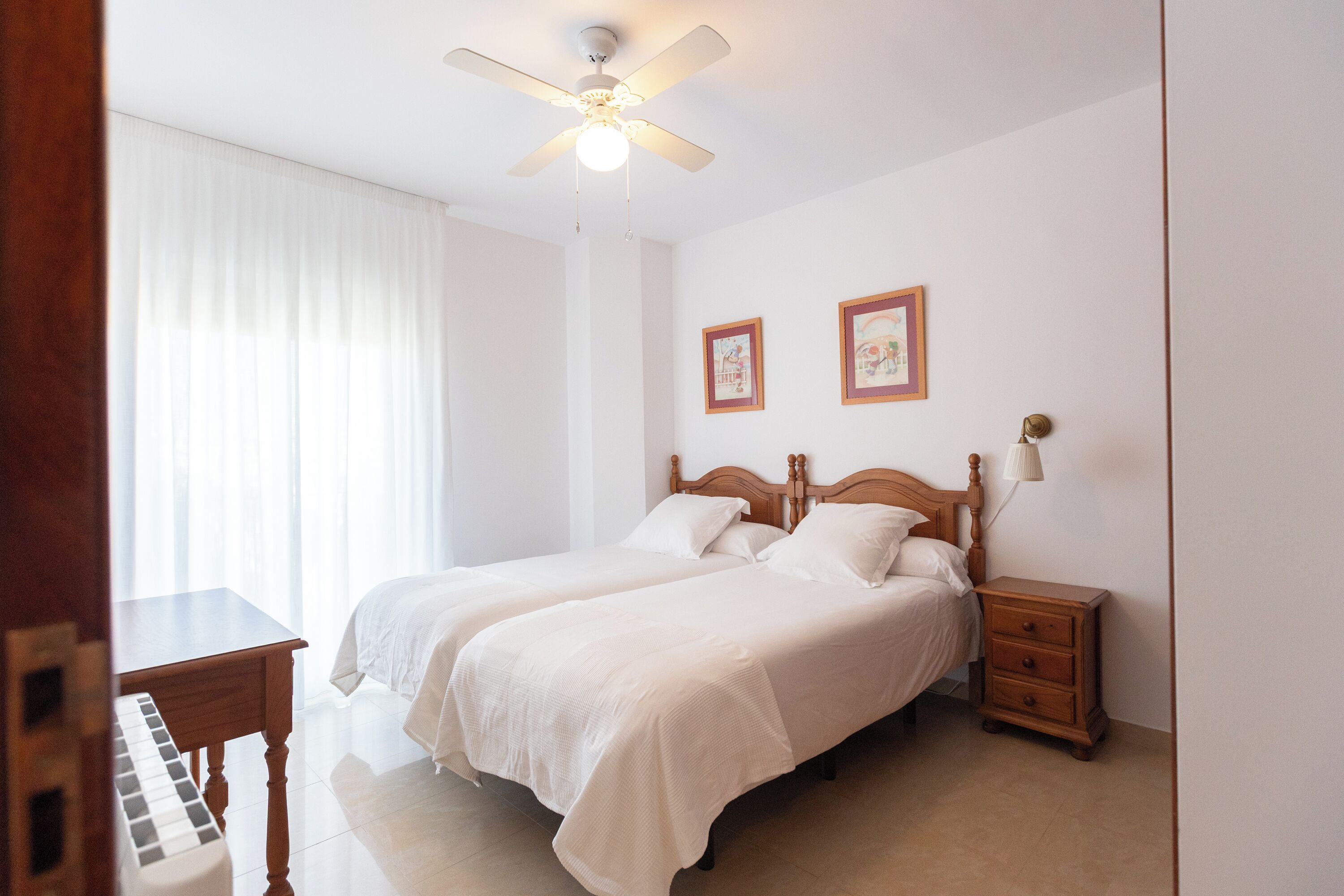 3 bedrooms, iron/ironing board, free WiFi, bed sheets