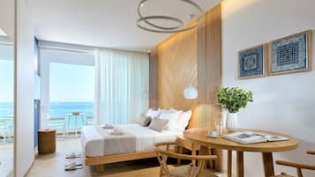 Studio | 2 bedrooms, premium bedding, free cribs/infant beds, free WiFi