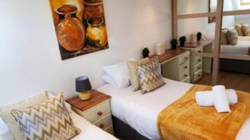 Iron/ironing board, free WiFi