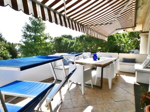 Outdoor dining - Cozy Penthouse in Sirmione (Sirmione)