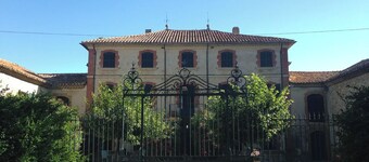 Gîte au Château Jonquier 2