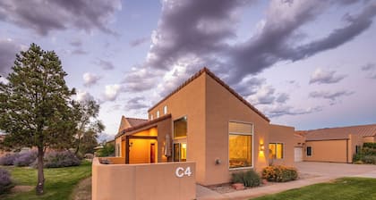 Moab Oasis | Near National Parks | Pool Hot Tub | Easy Parking