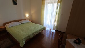 1 Schlafzimmer, WLAN, Bettwäsche