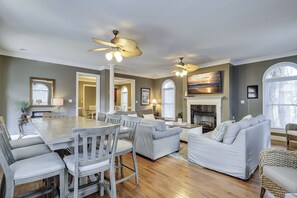 Smart-TV, Tischtennisplatte