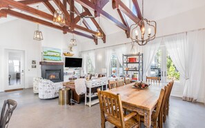 Dining - Private Heated Pool - Golf Cart - Deed Beach Access (Santa Rosa Beach)