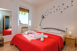 2 Schlafzimmer, Bügeleisen/Bügelbrett, kostenloses WLAN