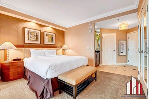 In-room safe, desk, iron/ironing board, free WiFi