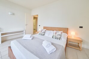 3 camere, Wi-Fi, lenzuola