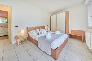 3 chambres, Wi-Fi, draps fournis