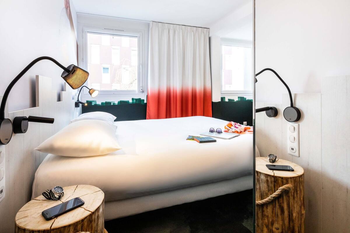 Schreibtisch, schallisolierte Zimmer, kostenloses WLAN, Bettwäsche