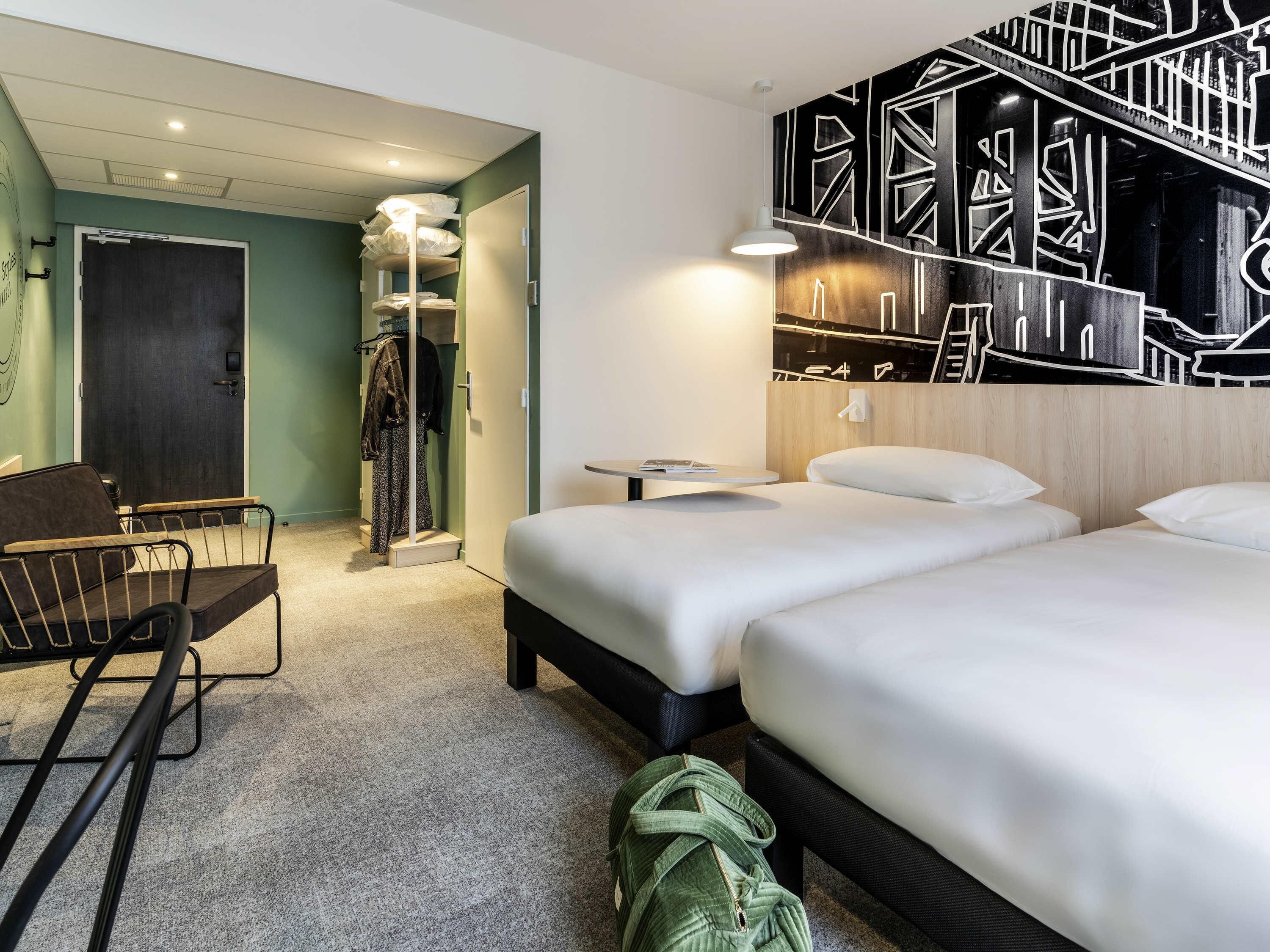 Standard Room, 2 Twin Beds | Individually furnished, blackout drapes, soundproofing, free WiFi
