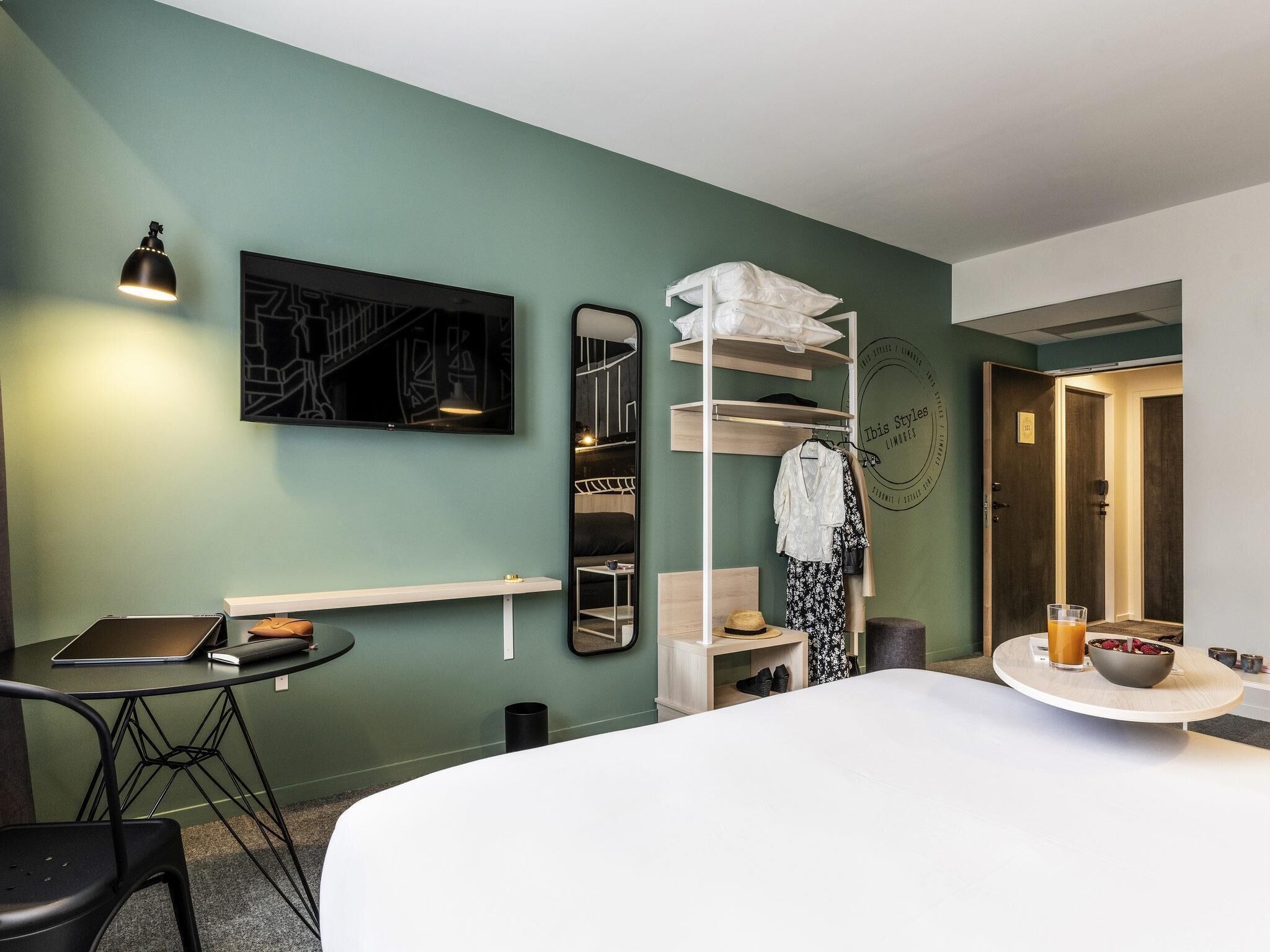 Standard Room, 1 Double Bed (Duo) | Individually furnished, blackout drapes, soundproofing, free WiFi