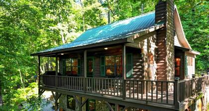 Bear Bottoms - Fireplace - Hot Tub
