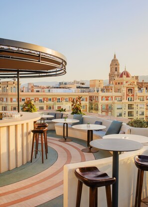 Rooftop terrace - Only YOU Hotel Malaga (Málaga)