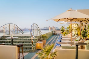 Outdoor pool - Only YOU Hotel Malaga (Málaga)