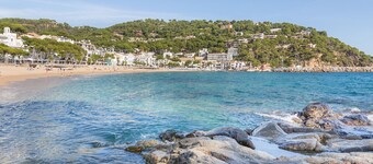 1ESQ 01 - 6 Bedrooms house with garden and private pool located in Llafranc 800m from the beach