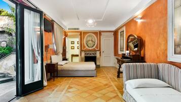 2 habitaciones, tabla de planchar con plancha y ropa de cama