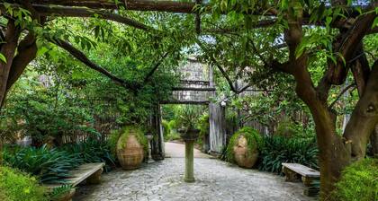 Sorrento Luxe 3 Bedroom Villa with Jacuzzi&Parking