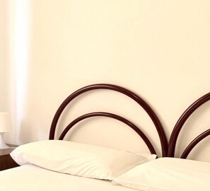 1 chambre, literie fournie