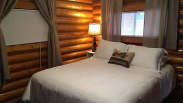 Traditional Cabin, 2 Bedrooms (Cabin 21)