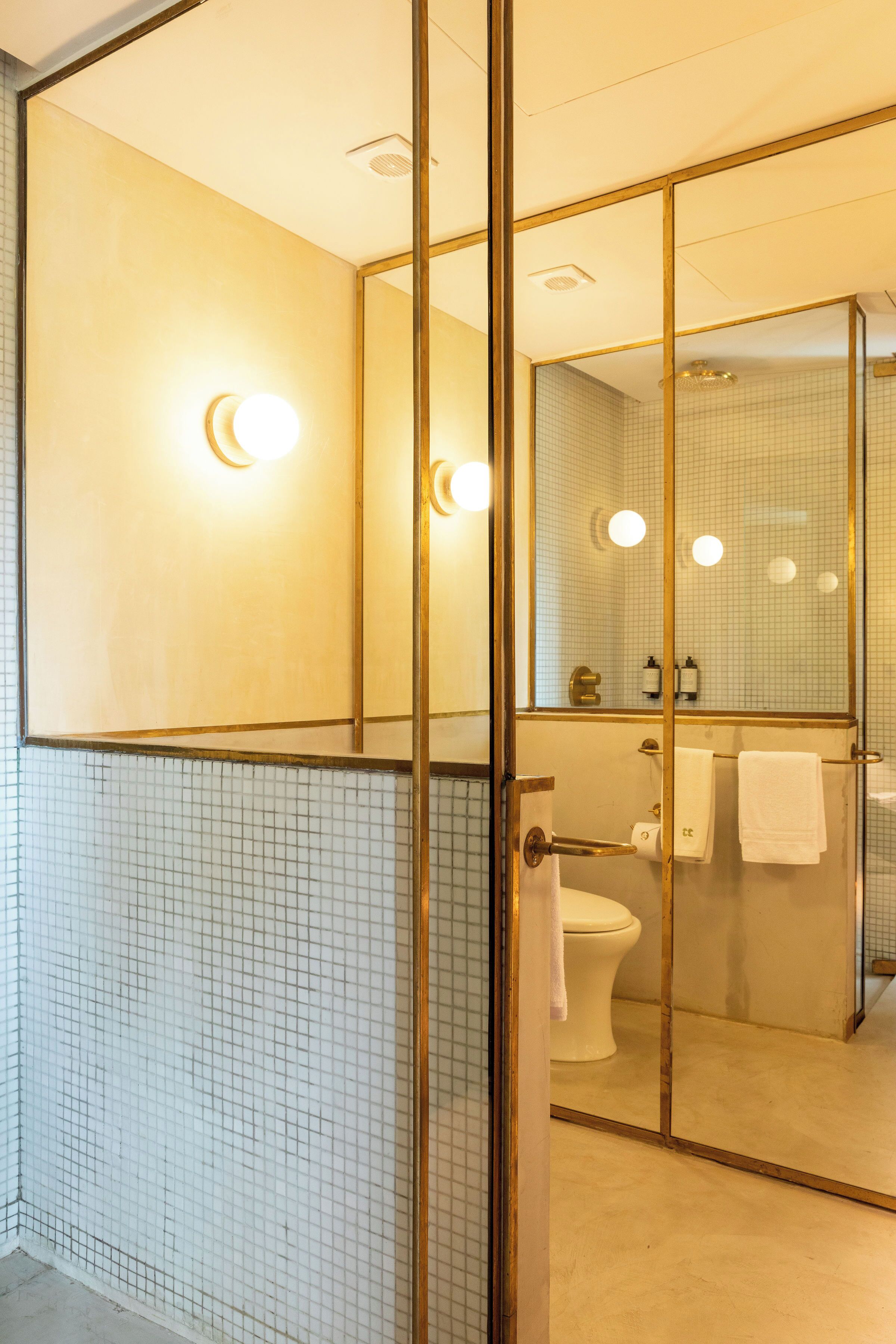 basic double room | bathroom | hair dryer, bathrobes, towels, soap